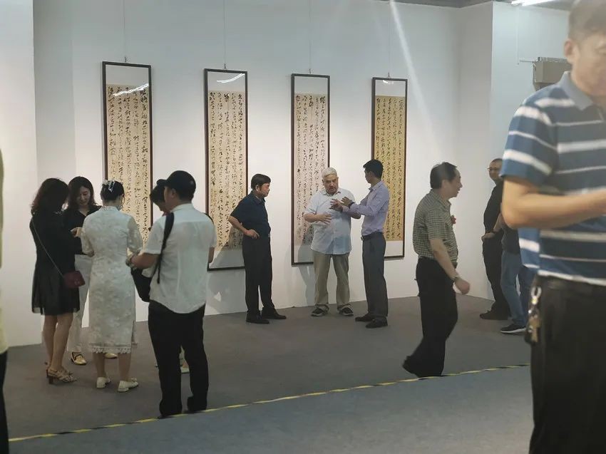 颜世举798国际艺术交流中心书法展开幕 第 3 张